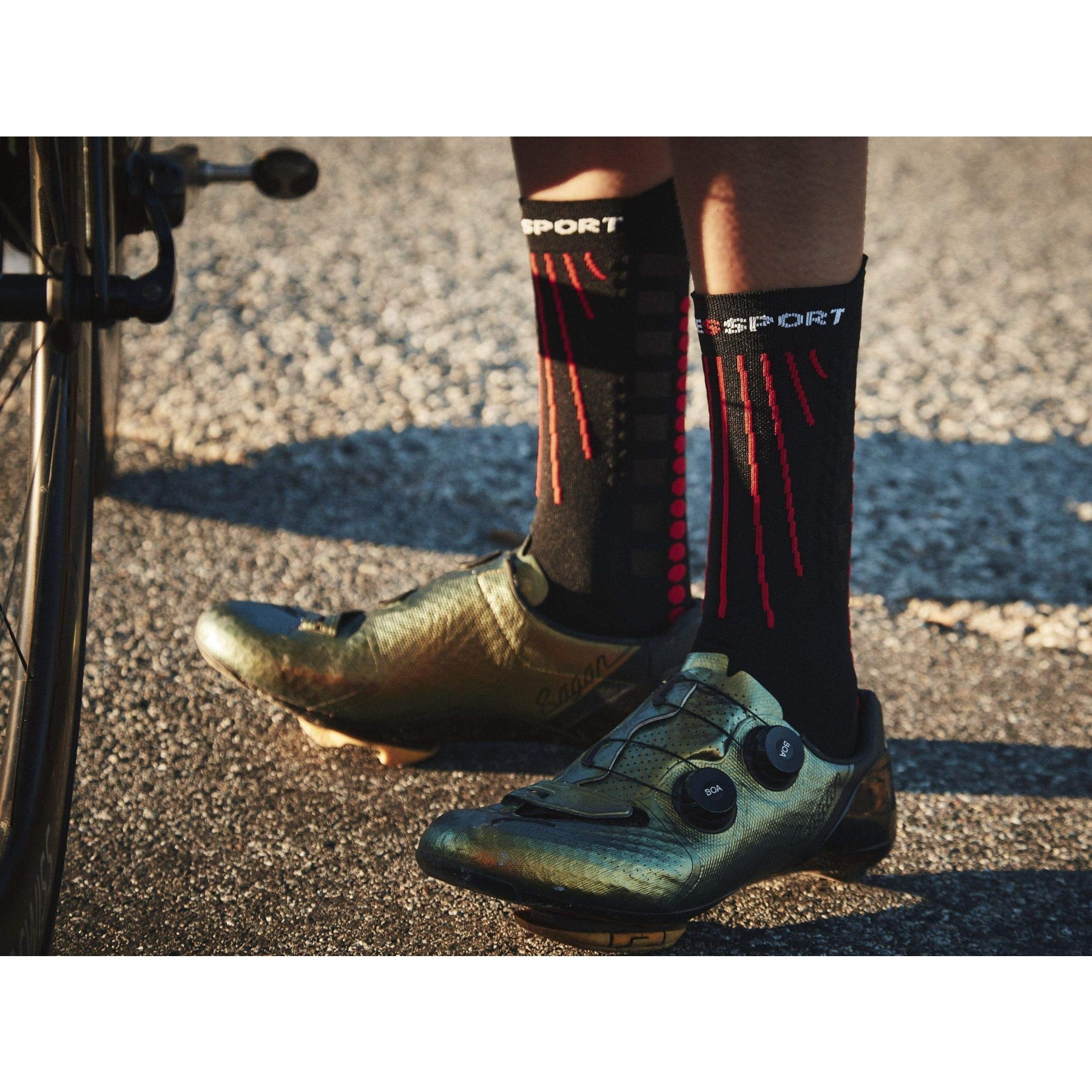 Compressport Medias de Compresión - Aero - negro/rojo